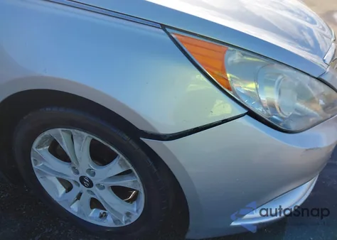 2013 Hyundai Sonata Limited z USA, uszkodzony, nr VIN 5NPEC4AC3DH735528